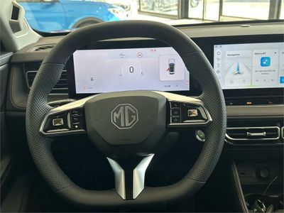 MG HS 1.5T Luxury
