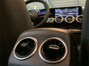 Mercedes EQB EQB 250+  - Foto 2