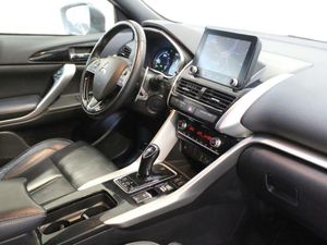 Mitsubishi Eclipse Cross 2.4 PHEV Kaiteki+ Auto 4WD  - Foto 2