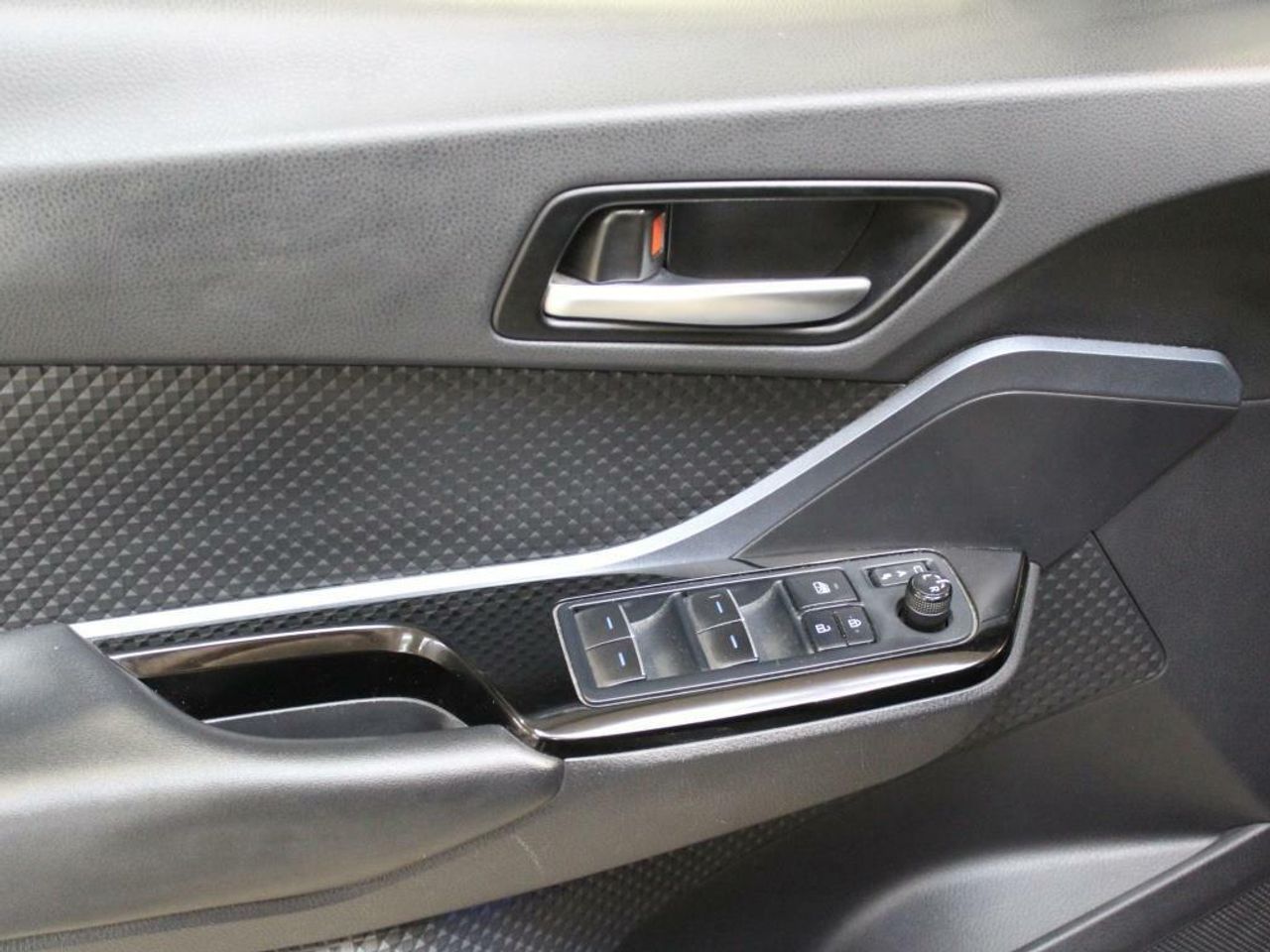 Toyota C-HR 1.8 125H Advance - Foto 2