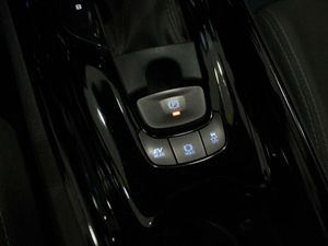 Toyota C-HR 1.8 125H Advance  - Foto 2