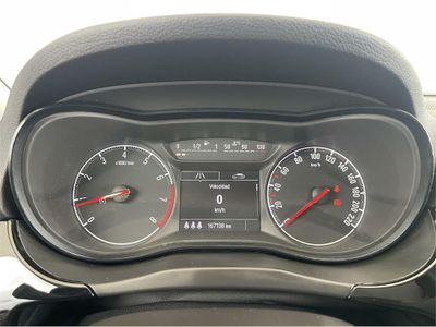 Opel Corsa 1.4 Selective 66kW (90CV)