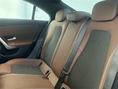 Mercedes CLA 200 d Progressive (EURO 6d)