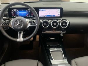 Mercedes CLA 200 d Coupé  - Foto 2