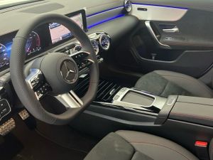 Mercedes CLA 200 D DCT  - Foto 2