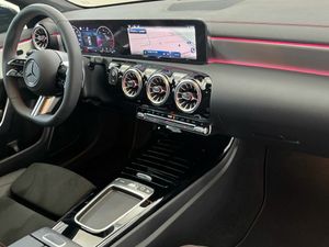 Mercedes CLA 220 D DCT  - Foto 2