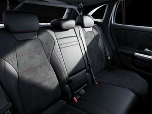 Mercedes GLA 200 D  - Foto 2