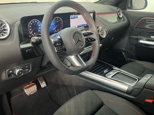 Mercedes GLA 200 D  - Foto 2