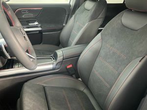 Mercedes GLA 200 D  - Foto 2