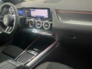 Mercedes GLA 200 D  - Foto 2