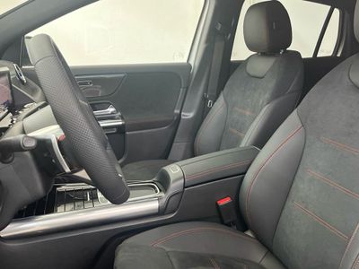 Mercedes GLA 250 e con tecnología híbrida EQ