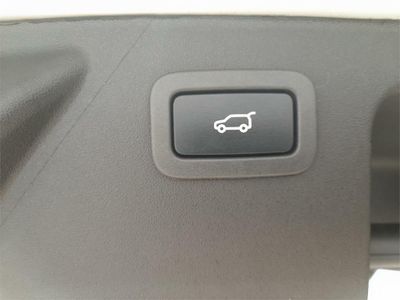 Land-Rover Discovery 2.0 I4 TD4 132kW (180CV) HSE Auto