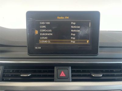 Audi A4 2.0 TDI clean d 150CV S line edition