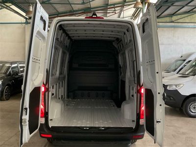 Mercedes Sprinter 311 CDI MEDIO PRO