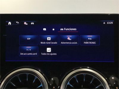 Mercedes EQB EQB 300 4MATIC