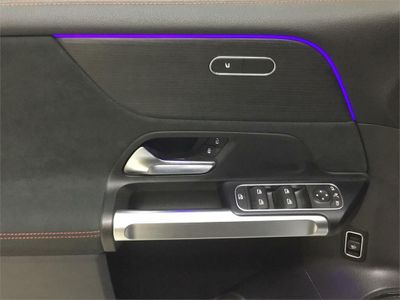 Mercedes EQB EQB 300 4MATIC