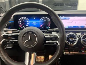 Mercedes CLA 200 AMG Line (EURO 6d)  - Foto 2