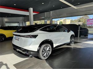 Nissan Ariya 5p 87 kWh 4x2 Advance CAR. 22kW + Techo  - Foto 2