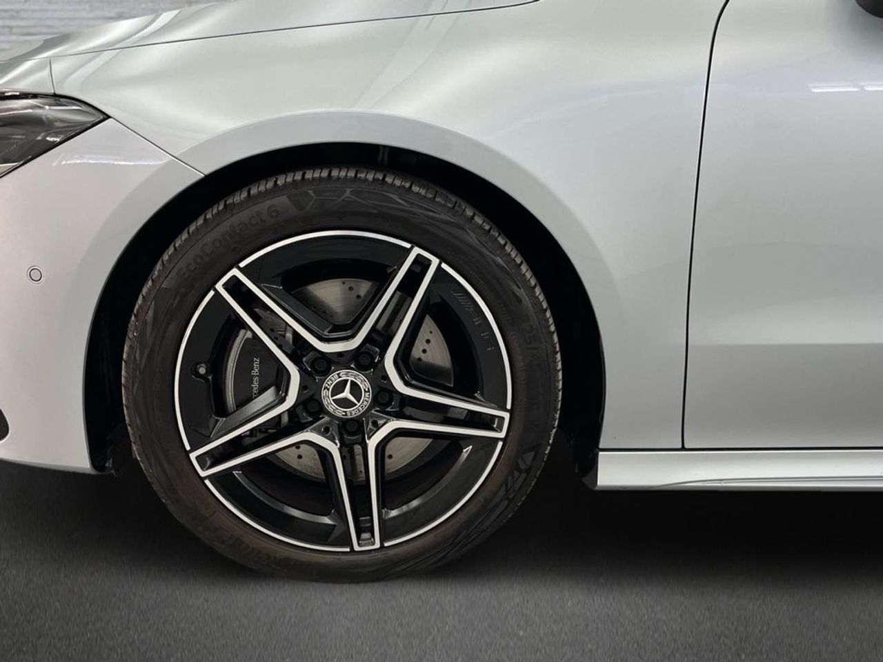 Mercedes CLA 220 d Coupé - Foto 2