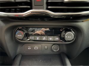 Nissan Juke 1.6 Hybrid 105kW (145CV) Ikon Edit Kiiro  - Foto 2