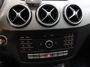 Mercedes Clase B 200 d  - Foto 2