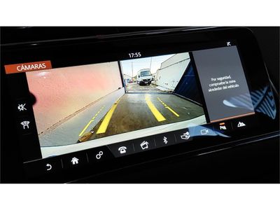 Land-Rover Range Rover Evoque 2.0 D150 R-Dynamic AUTO 4WD