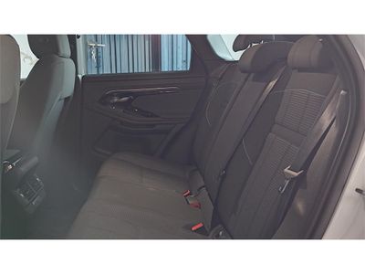 Land-Rover Range Rover Evoque 2.0 D150 R-Dynamic AUTO 4WD