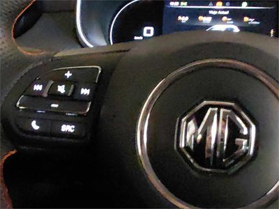 MG ZS 1.0T Luxury Auto