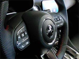 MG ZS 1.0T Luxury Auto  - Foto 2