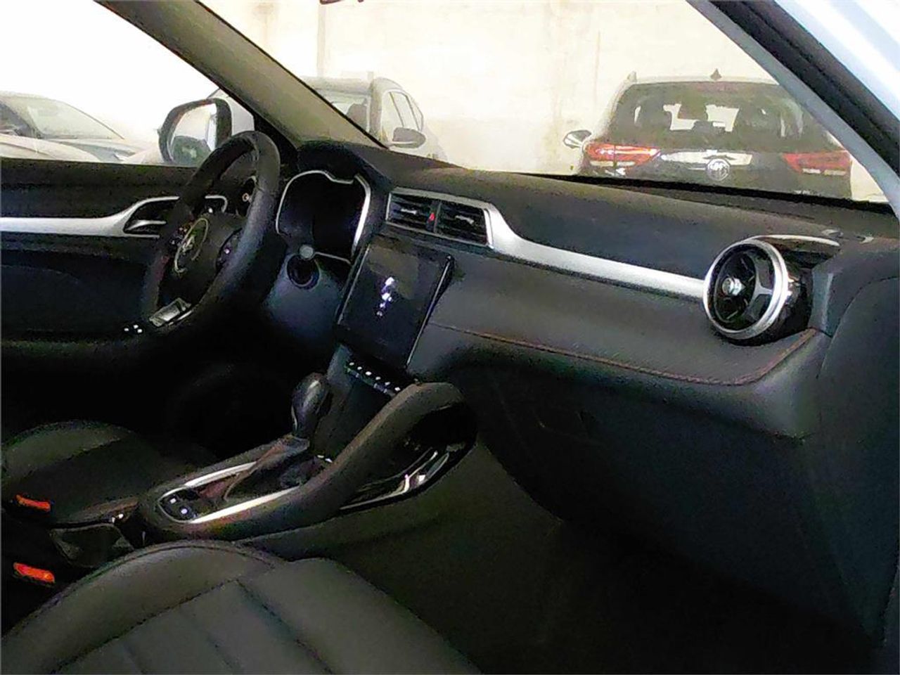 MG ZS 1.0T Luxury Auto - Foto 2