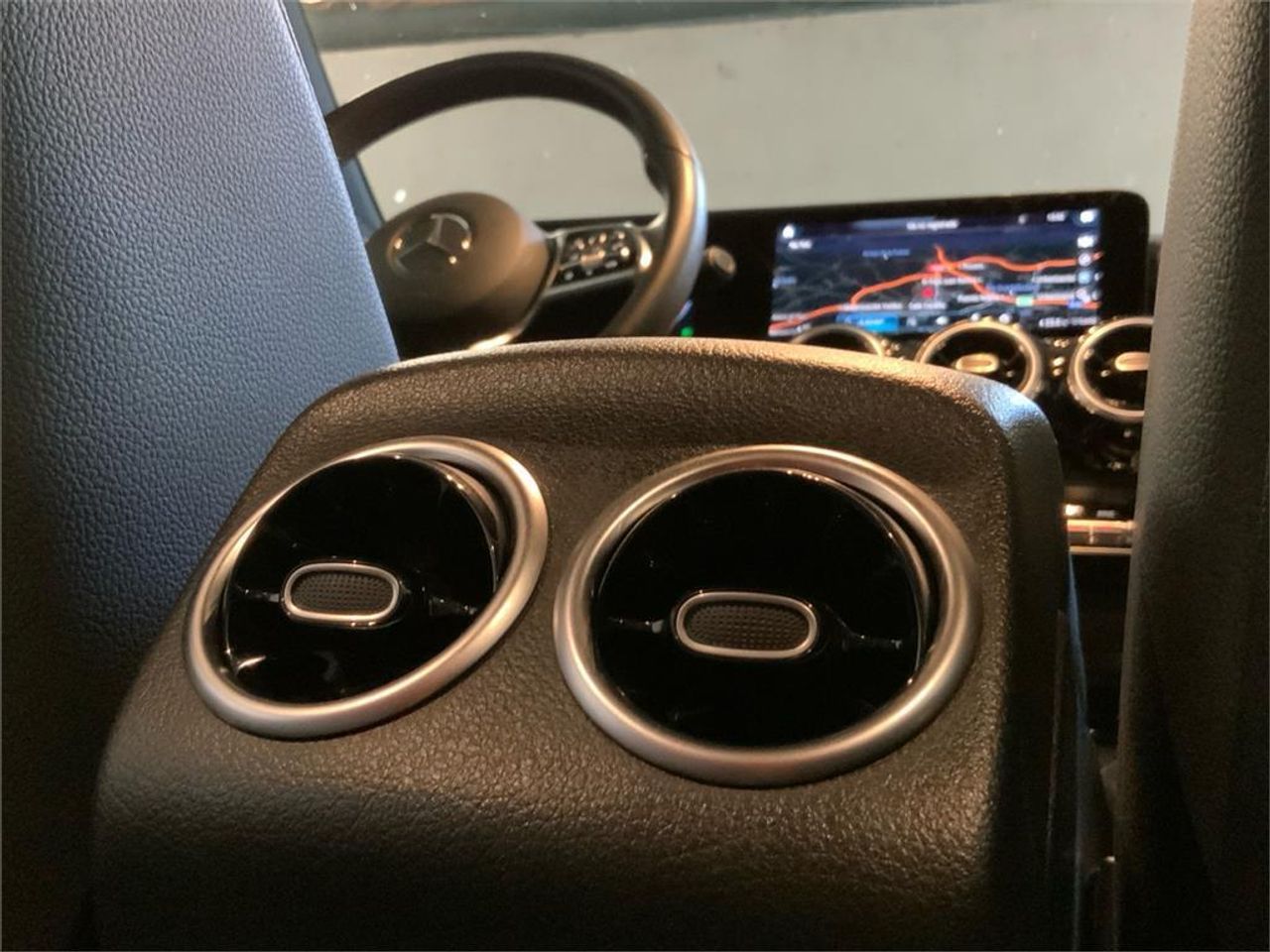 Mercedes GLA 180 - Foto 2