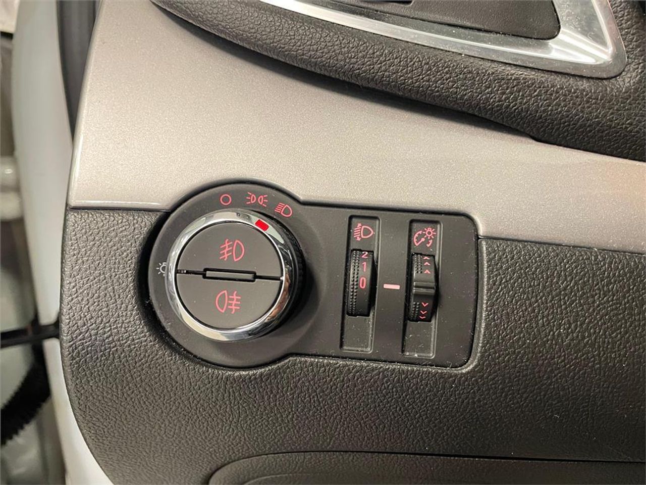 Opel Mokka 1.6 CDTi 4X2 S&S Crosscity - Foto 2