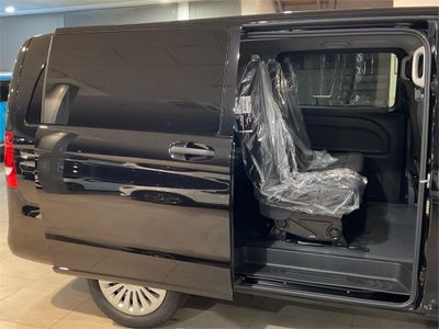 Mercedes Vito 114CDI AT 100kW Tourer Pro Larga