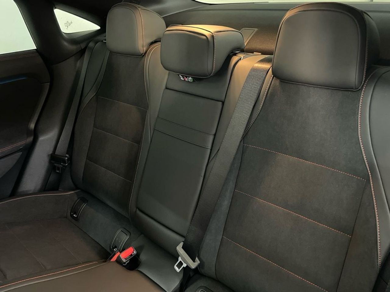 Mercedes CLA 250+ con tecnología EQ - foto 11