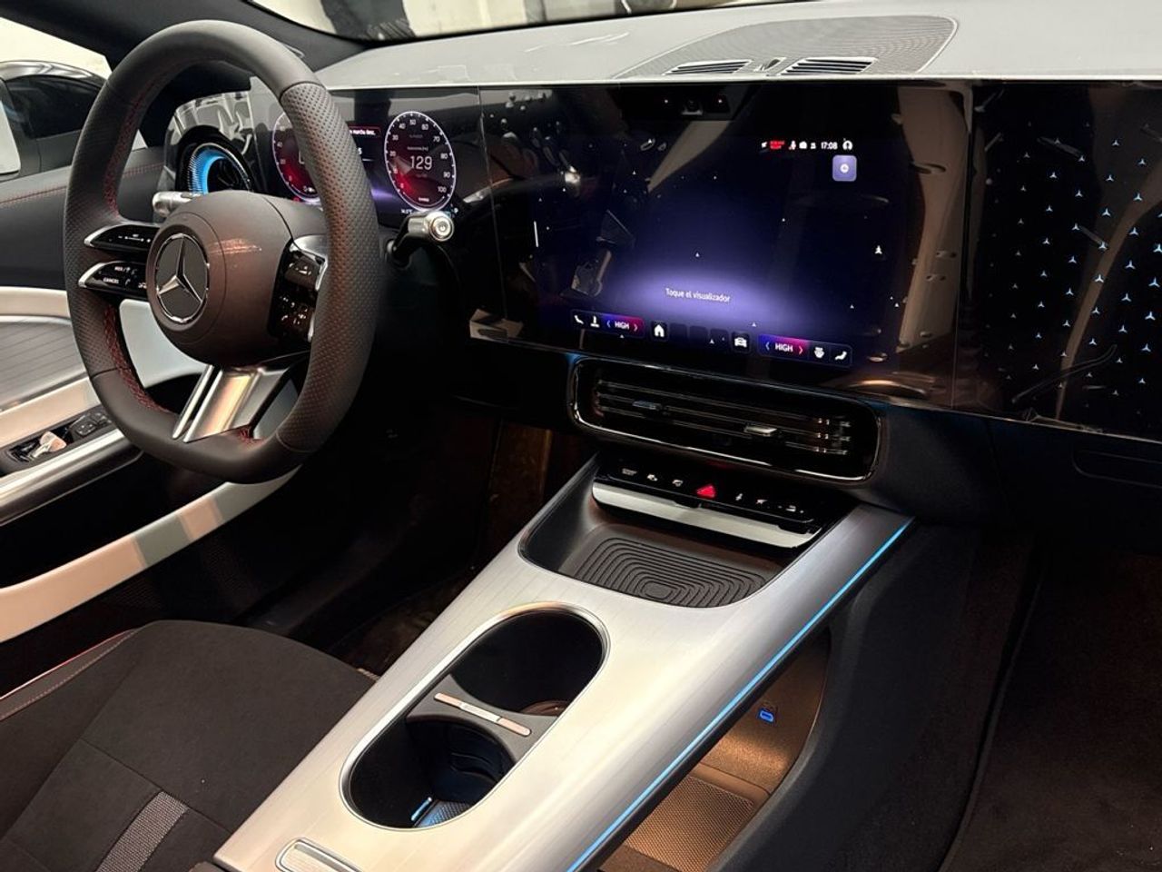 Mercedes CLA 250+ con tecnología EQ - foto 10