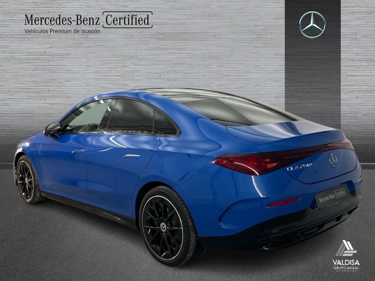 Mercedes CLA 250+ con tecnología EQ - foto 4