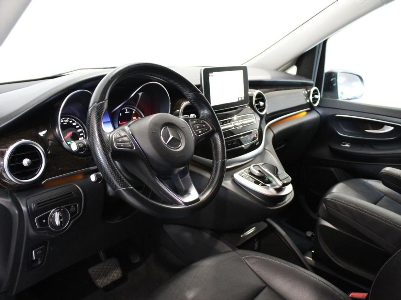 Mercedes Clase V 220 d Avantgarde Largo - foto 16