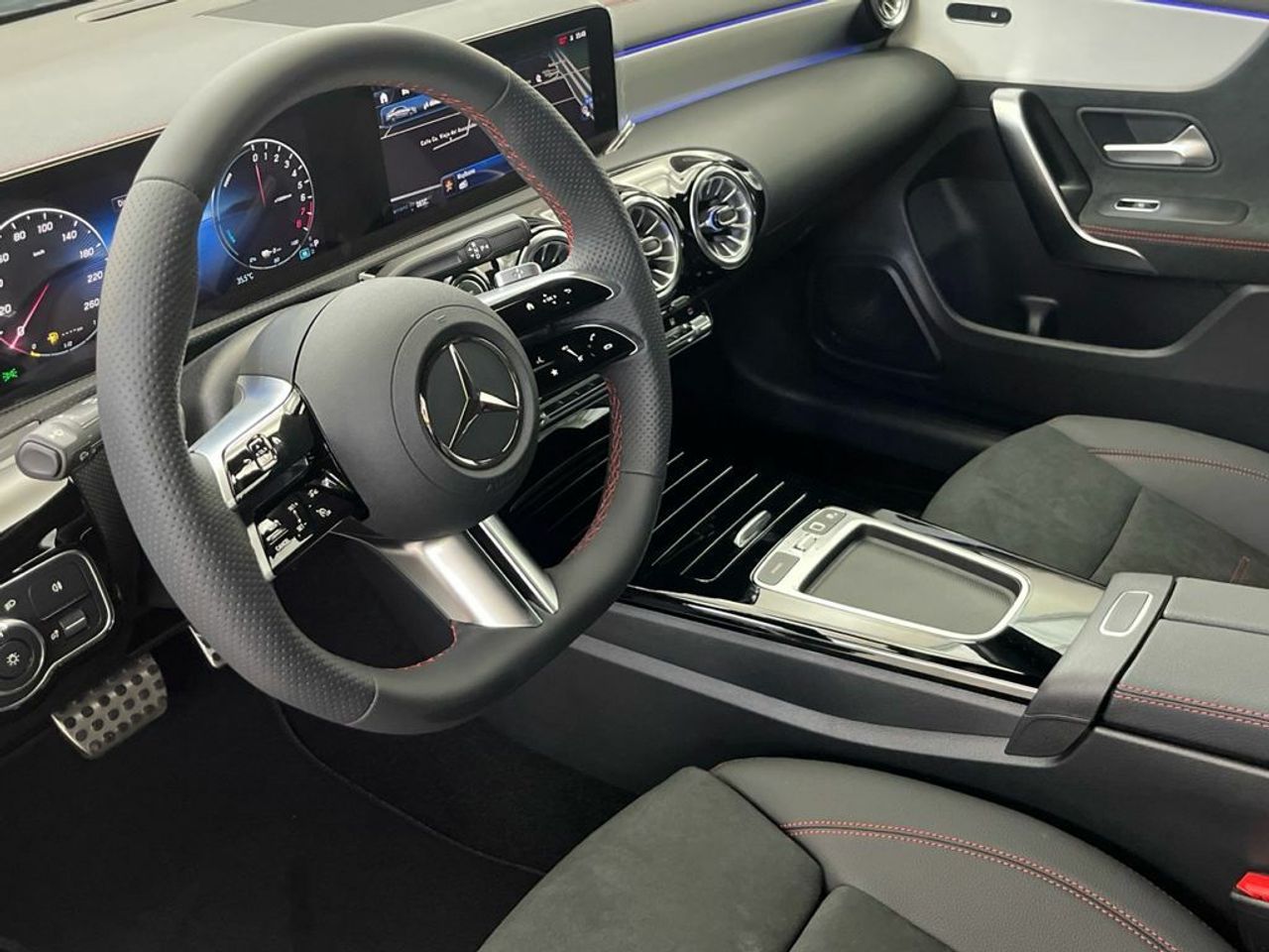 Mercedes CLA 250 e Coupé con tecnología híbrida EQ - foto 6