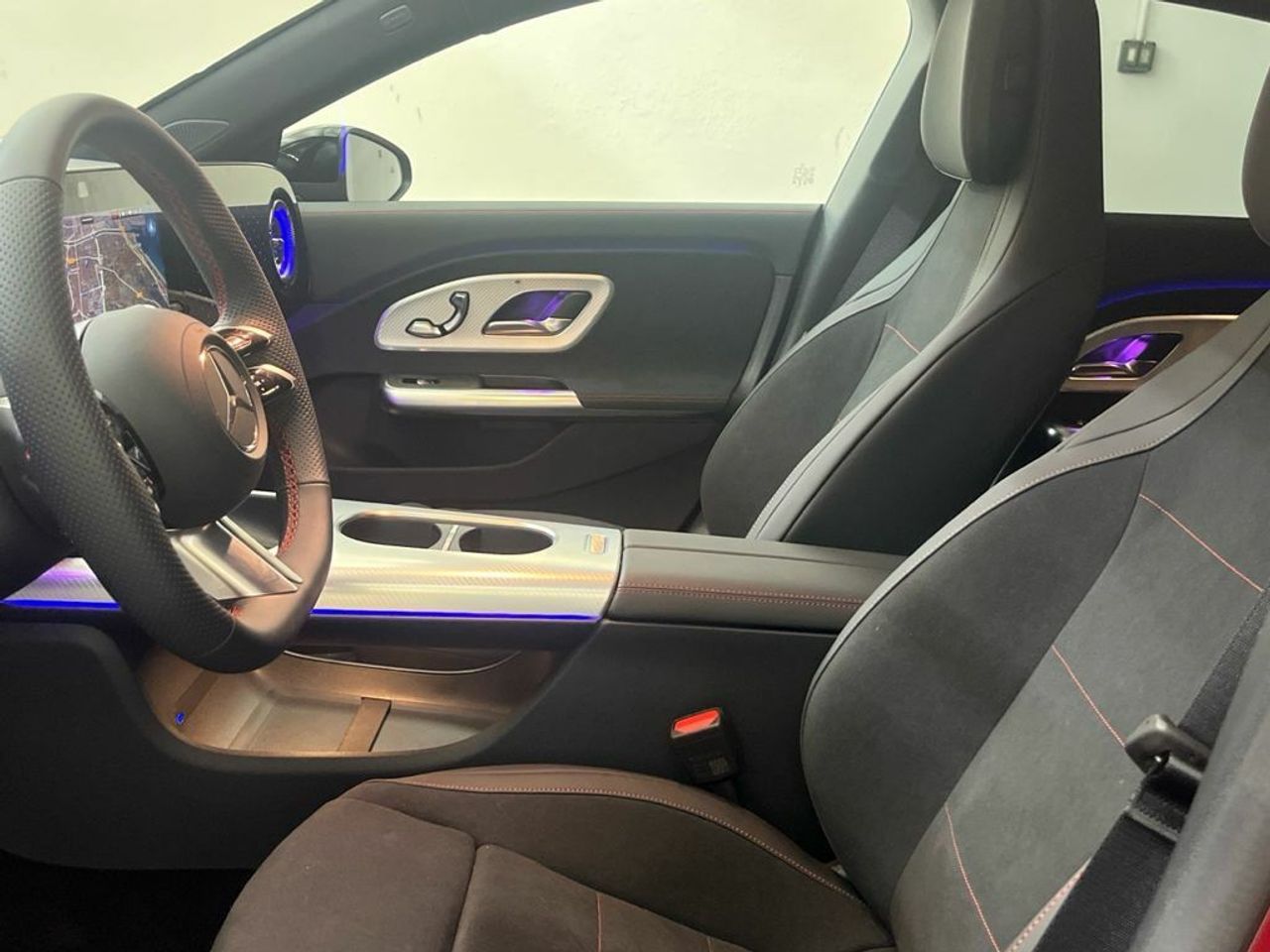 Mercedes CLA 250+ con tecnología EQ - foto 7