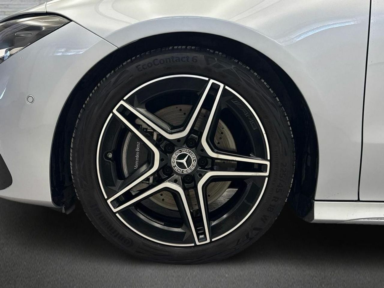 Mercedes CLA 220 D DCT - foto 5