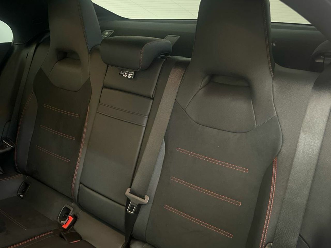 Mercedes CLA 220 D DCT - foto 11