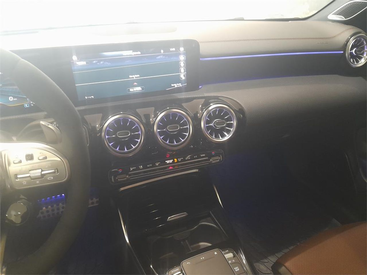 Mercedes CLA Mercedes-AMG S 45 4MATIC+ - foto 20