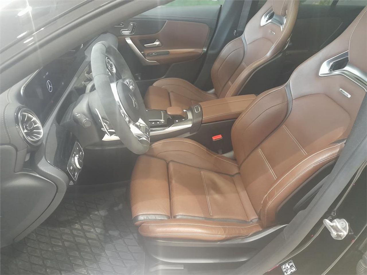 Mercedes CLA Mercedes-AMG S 45 4MATIC+ - foto 14