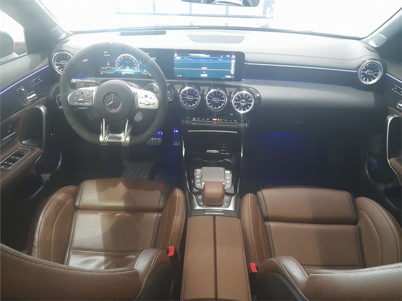 Mercedes CLA Mercedes-AMG S 45 4MATIC+ - foto 17