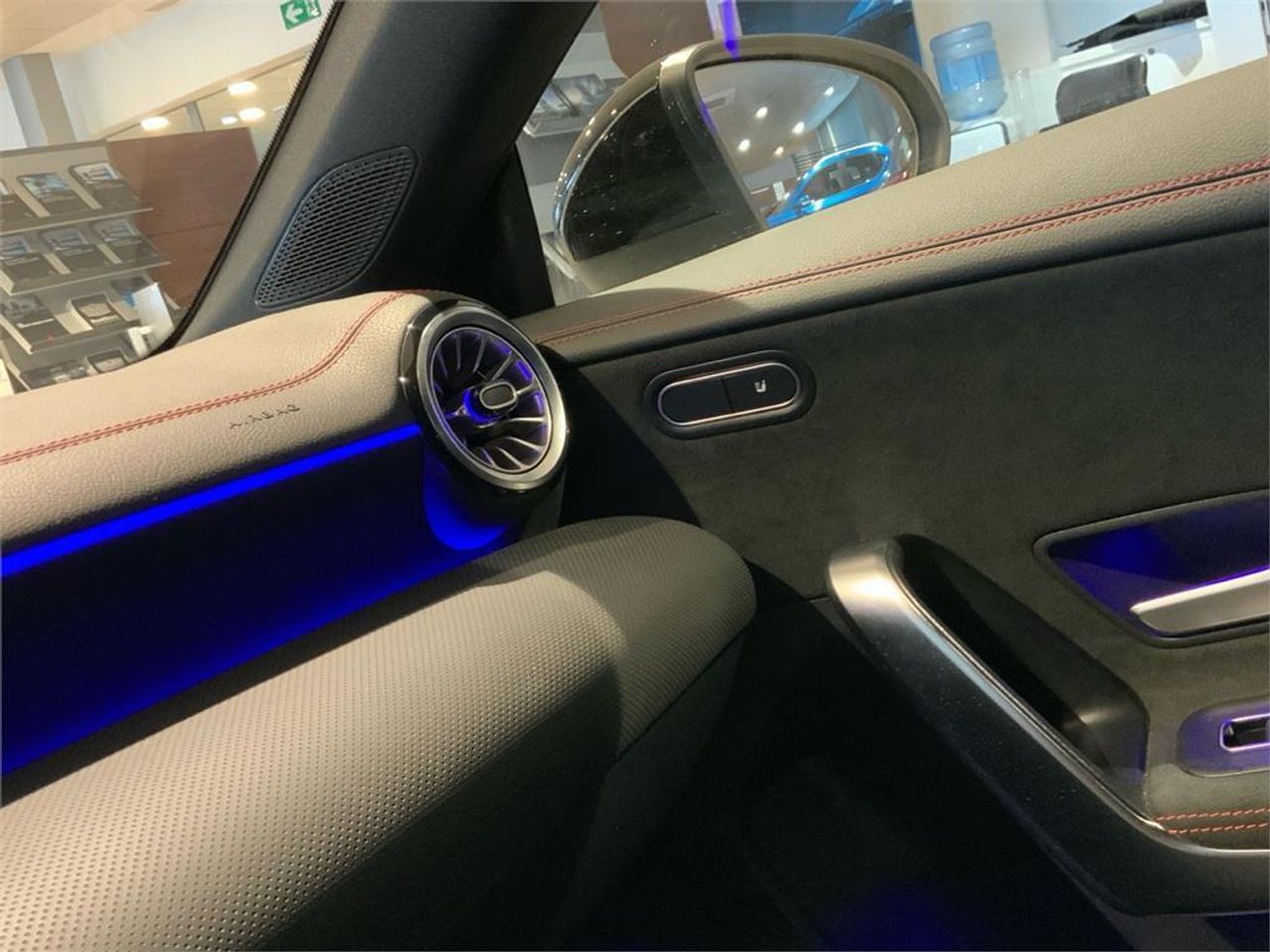 Mercedes CLA 220 D DCT - foto 26