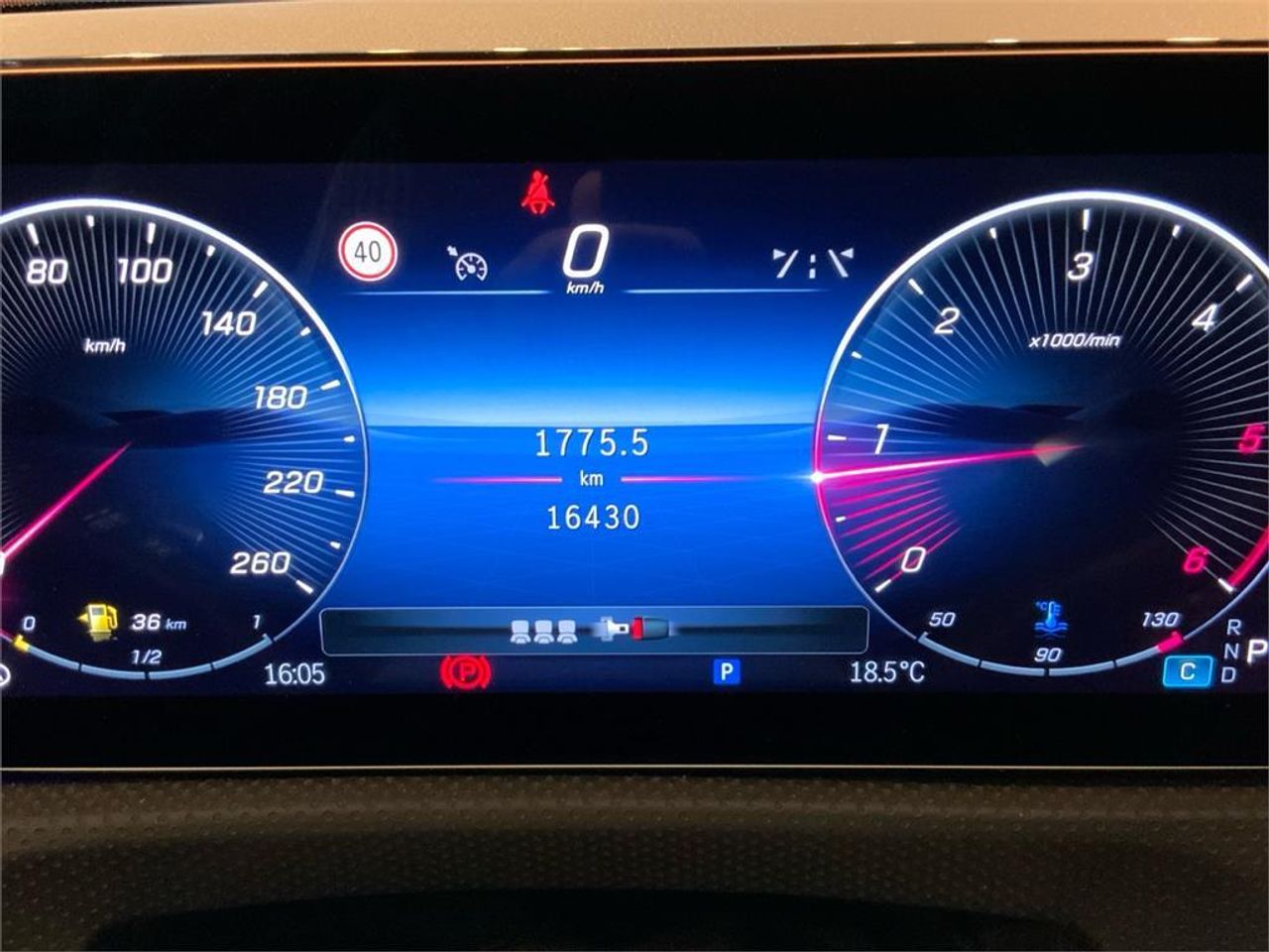 Mercedes CLA 220 D DCT - foto 22