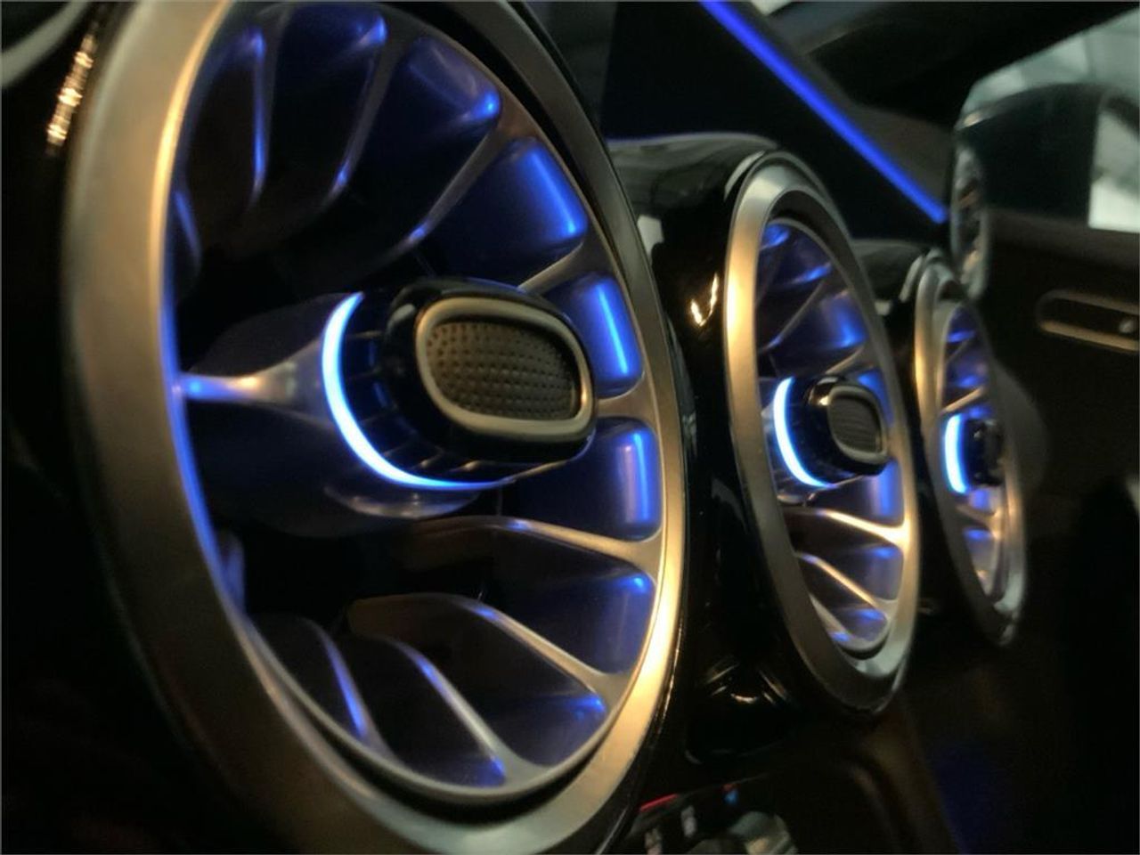 Mercedes CLA 250 e - foto 26