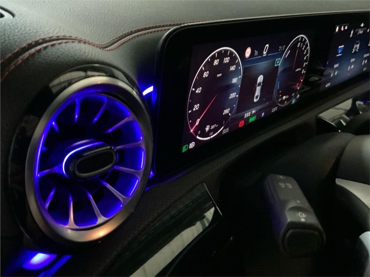 Mercedes CLA 250 e - foto 17