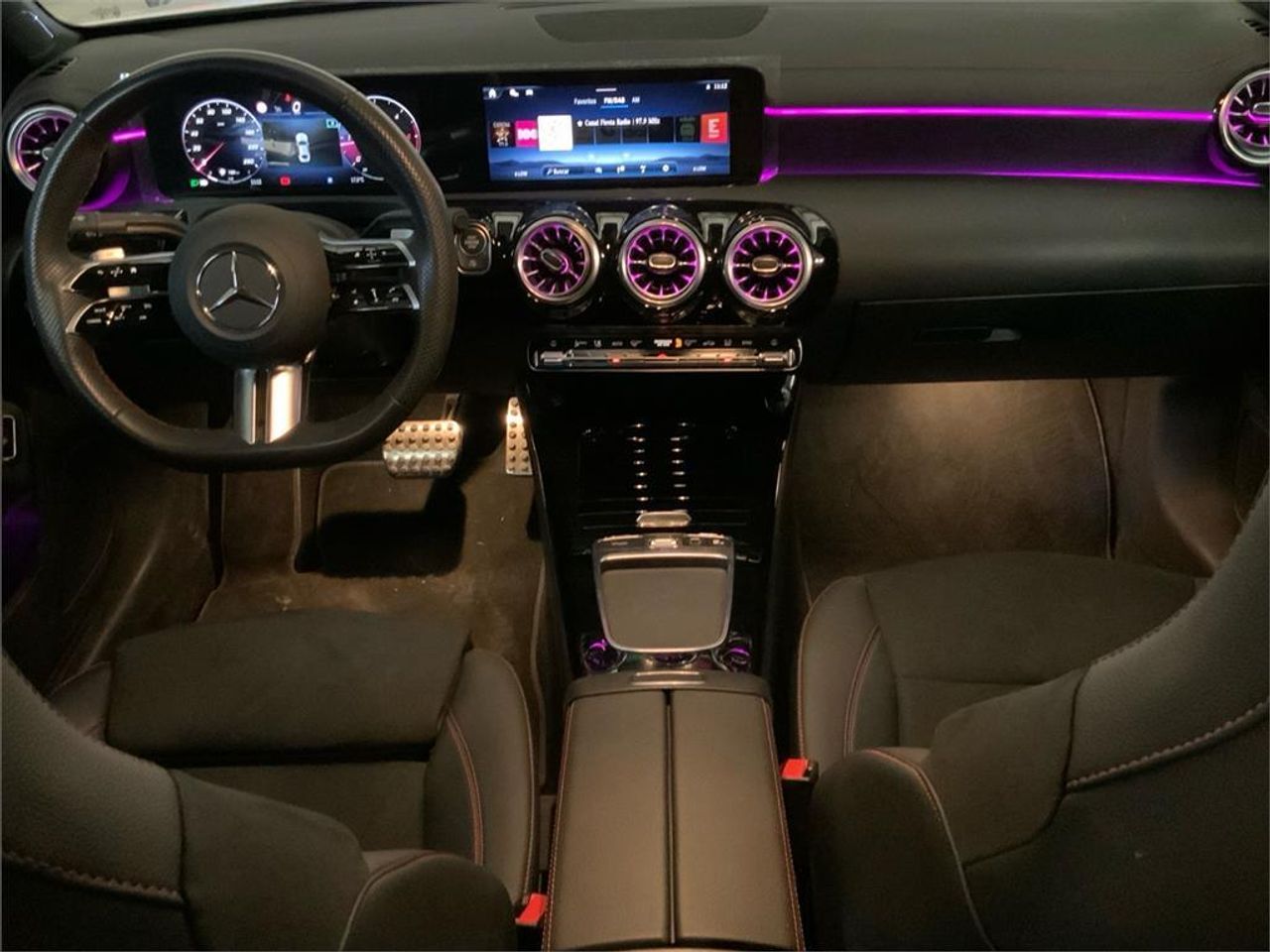 Mercedes CLA 220 D DCT - foto 8