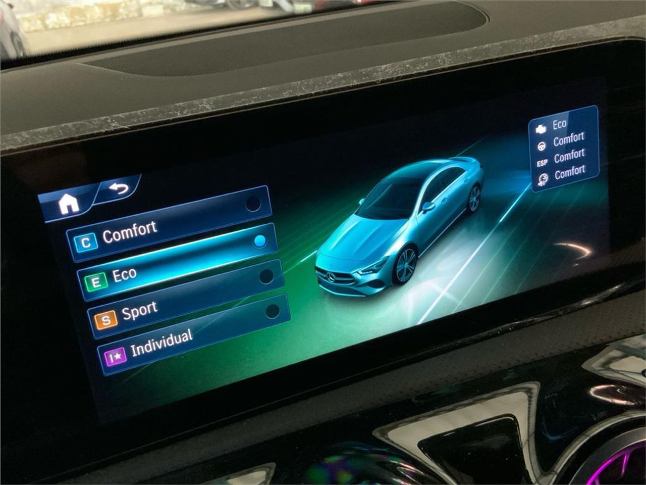 Mercedes CLA 220 D DCT - foto 17